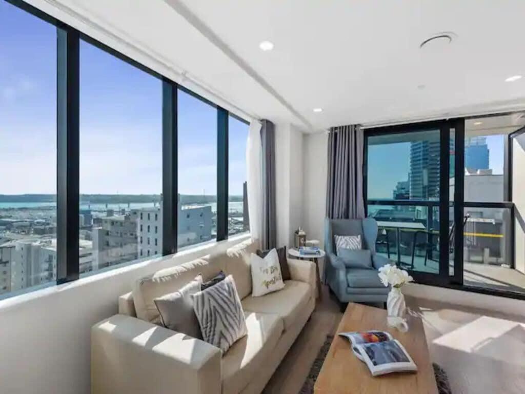 Just Opposite To Sky Tower , 2 Bed 2 Bath In Cbd Apartment Auckland Exterior photo